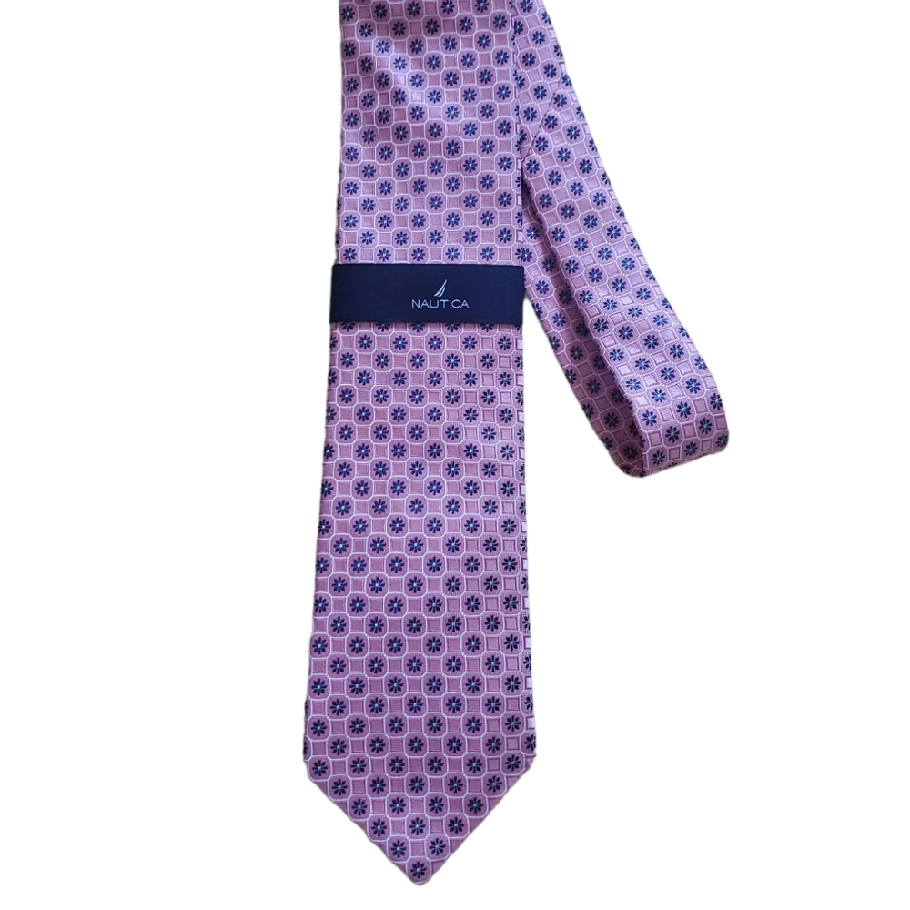 NWT Nautica tie